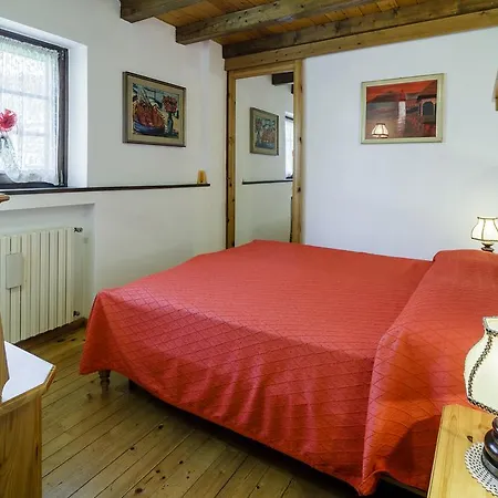 Apartman Chalet Verocai - Stayincortina