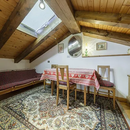Appartement Chalet Verocai - Stayincortina *
